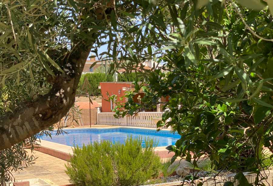 Enjoy my relaxing, quiet and peaceful place with privat pool