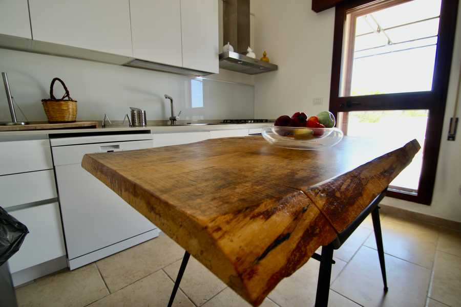 Luxury villa in midst of an ancient olive grove, ideal for families