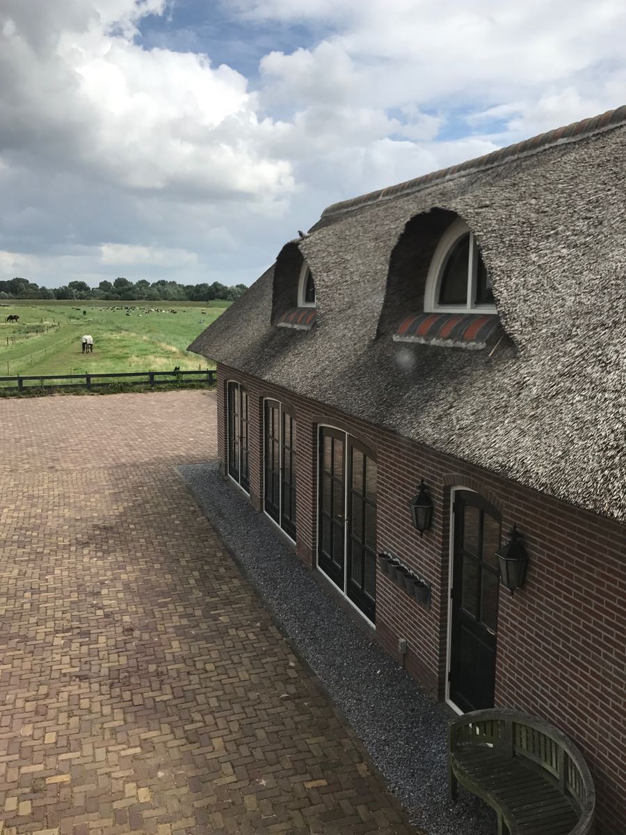 Cozy and Peaceful Thatched Roof Guesthouse of 1880's Farmhouse near Amsterdam!
