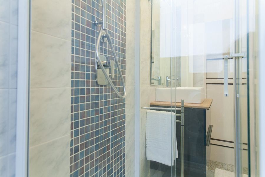 RICCIARELLI HOME: Volterra City Center Spacious Home