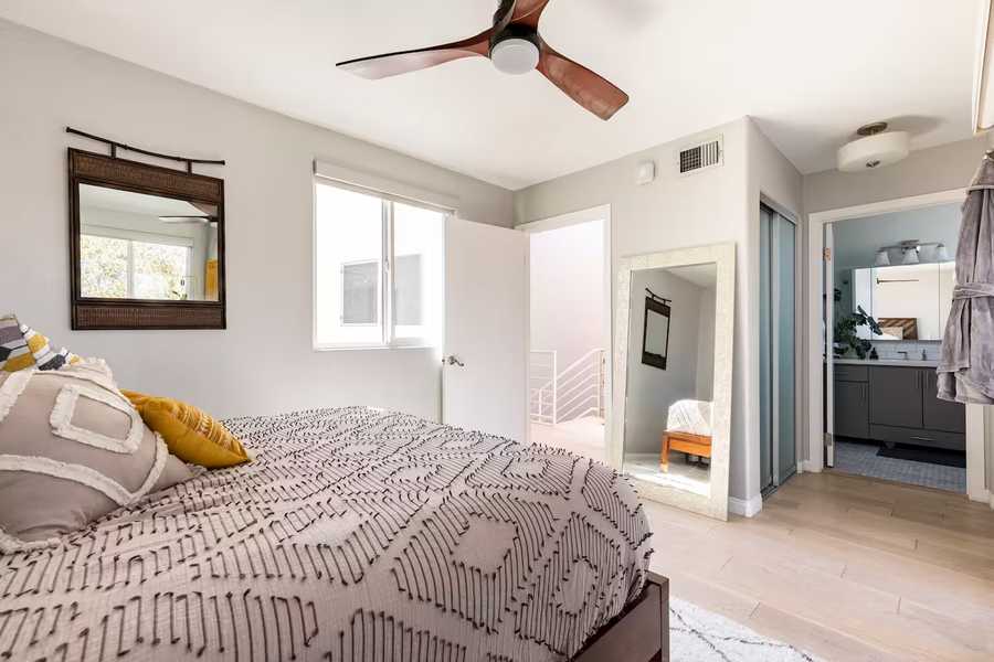 Modern Beach Town Living with INFRARED SAUNA and ELECTRIC CAR CHARGER