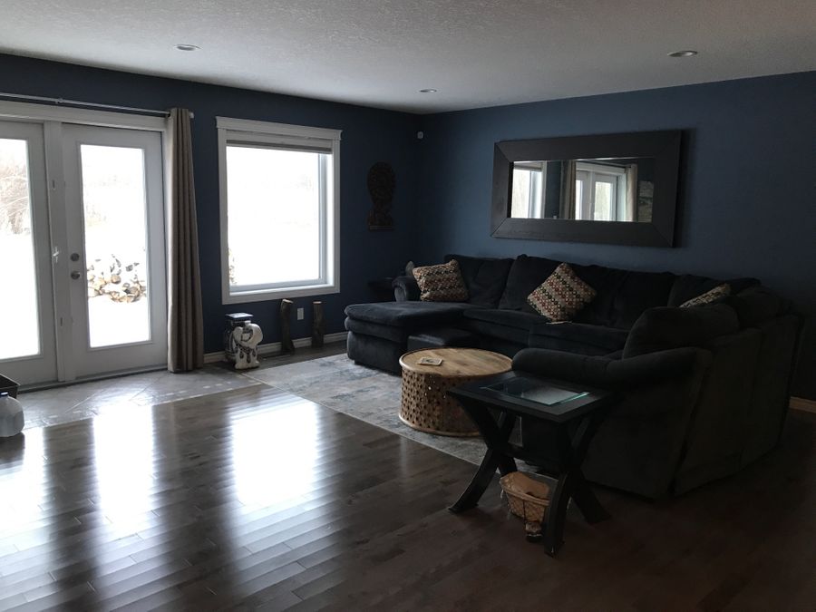 Spacious, Relaxed, Vegan Home in the Country
