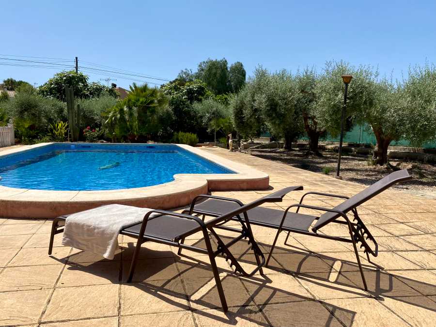 Enjoy my relaxing, quiet and peaceful place with privat pool