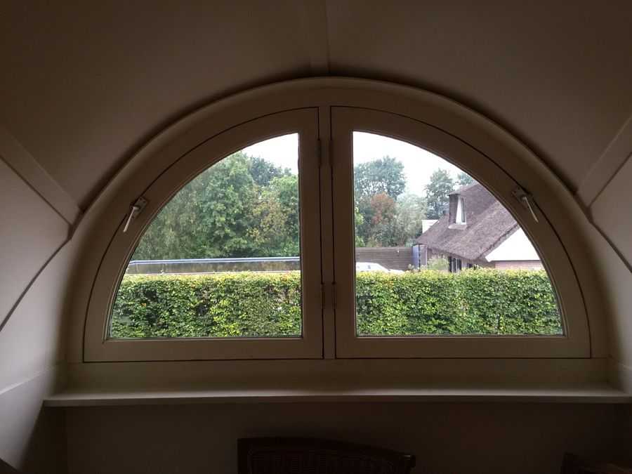 Cozy and Peaceful Thatched Roof Guesthouse of 1880's Farmhouse near Amsterdam!