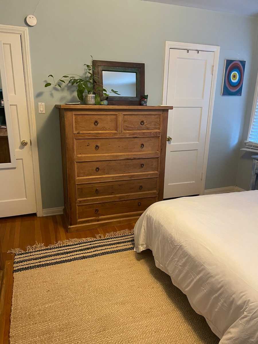 Beautiful Bedrooms minutes from Universal Studios