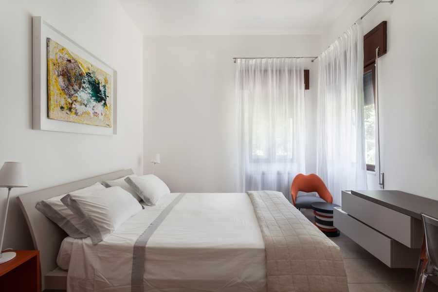 Luxury villa in midst of an ancient olive grove, ideal for families