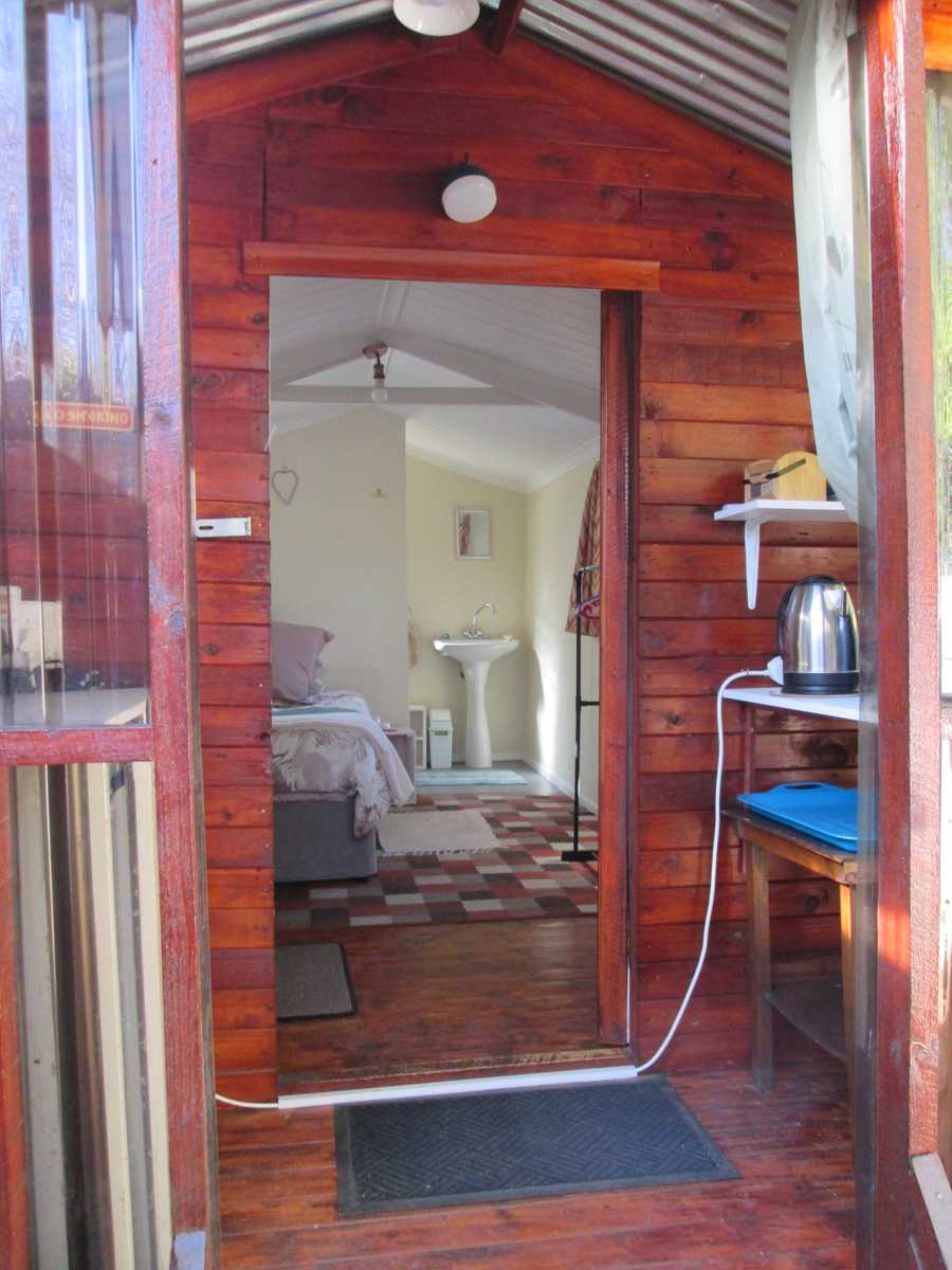 Bodhi Hut - a safe space for vegans and spiritual travellers