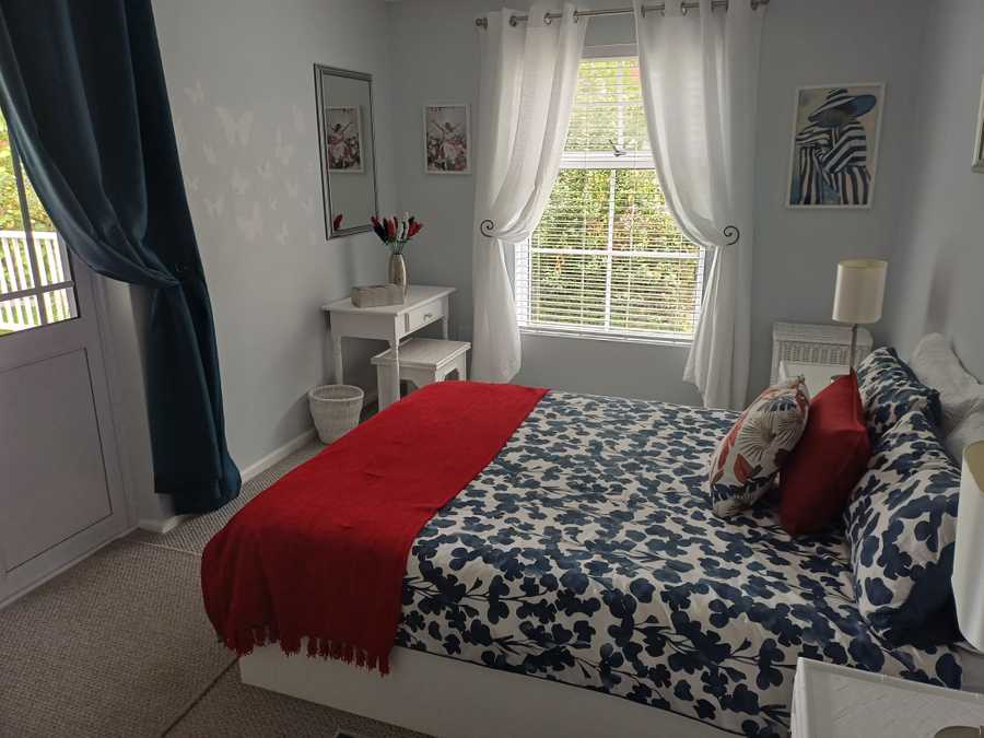 Cozy double room in the hills outside Knysna