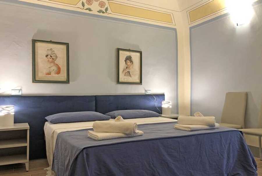 Suite Castello, central beautyhome in the historic center, with 100% vegan meals