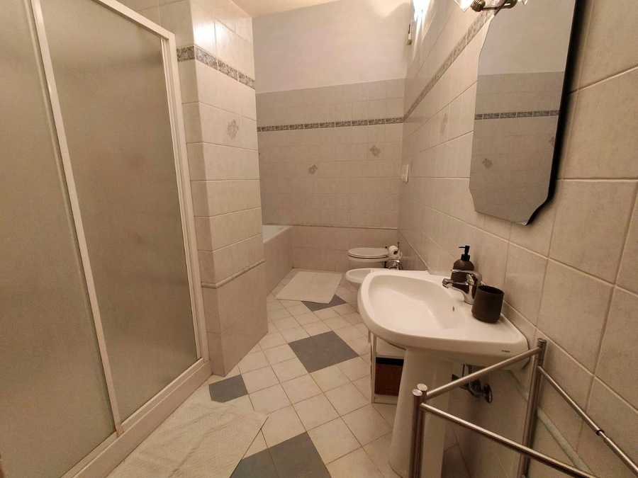 Casa Guarnacci, spacious home in the historic center, with 100% vegan meals