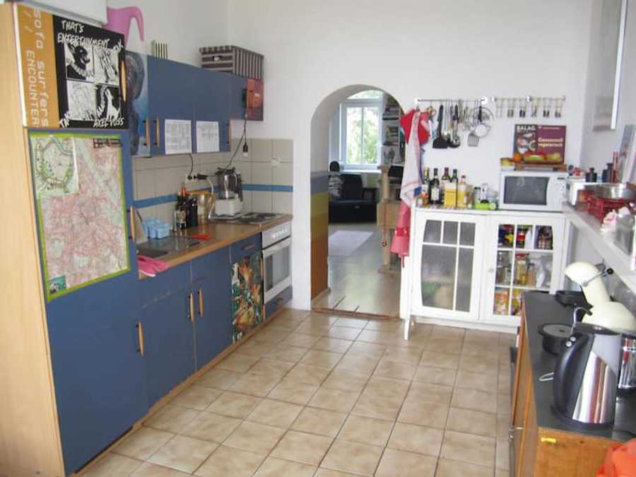 Light friendly room close to the Danube Beaches