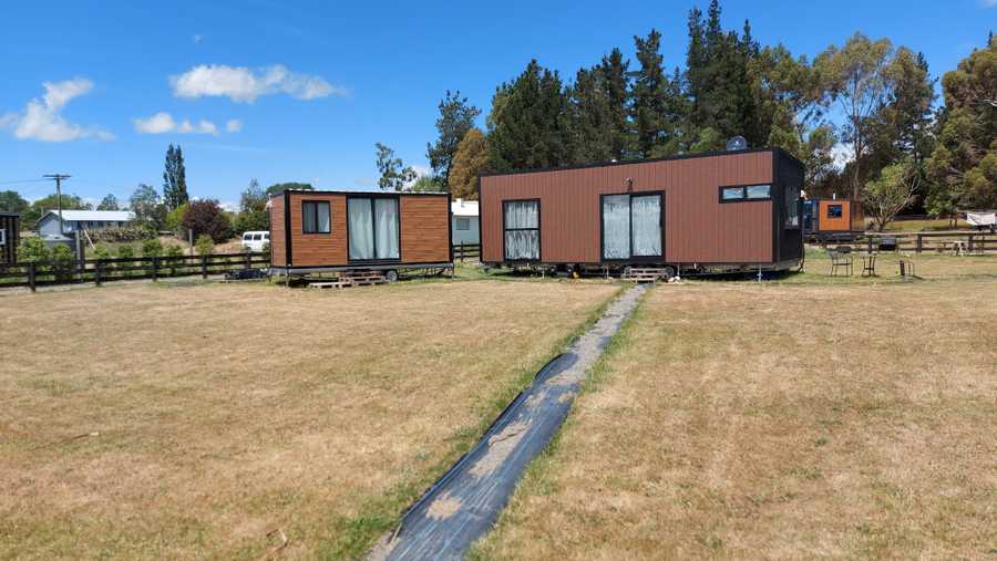 Modern Tiny-home in a Park-like Setting