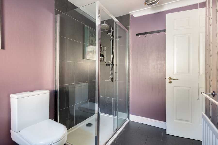Eclectic Double in Arty Vegan Townhouse with Garden
