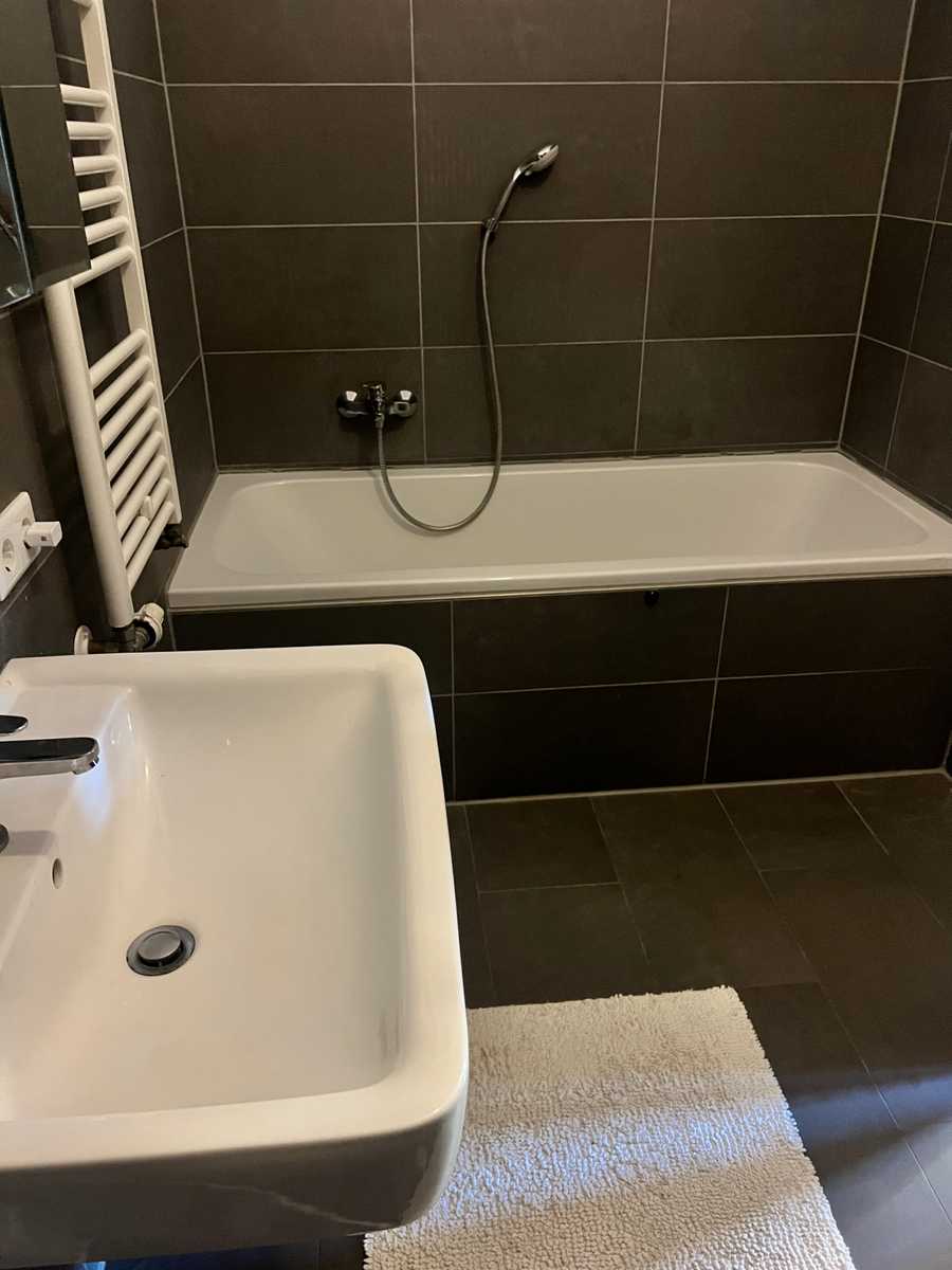 Big beautiful loft near Town Center