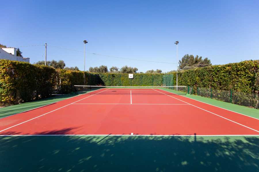 Luxury villa in midst of an ancient olive grove, ideal for families