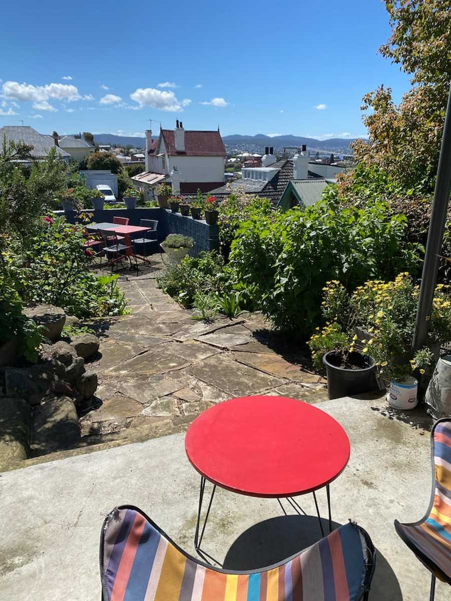 "The Cave" West Hobart 🌈 🌱 