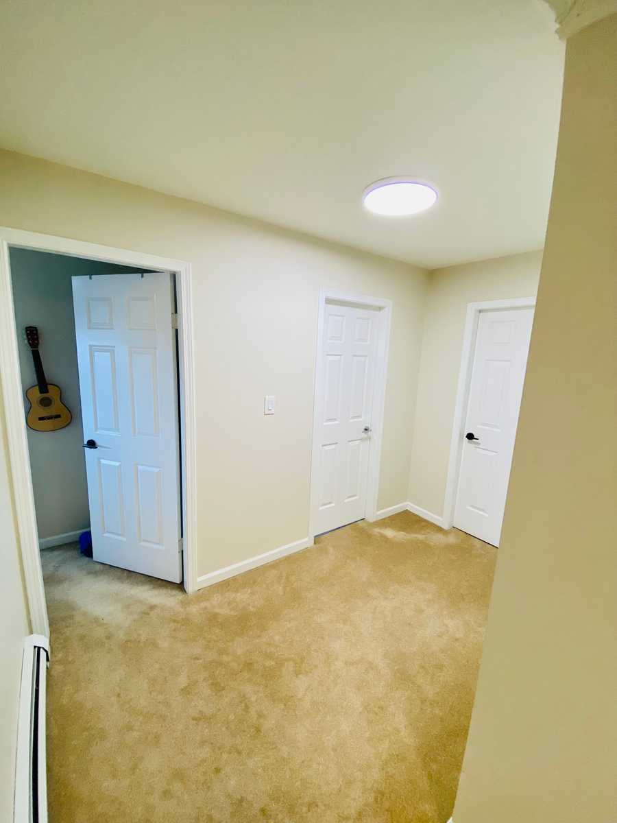 Spacious, bright room in huge home. Bathroom.
