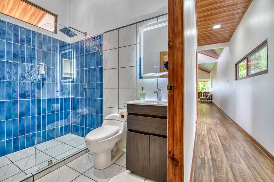 Luxury Beachfront Apartment with Oceanview Terrace