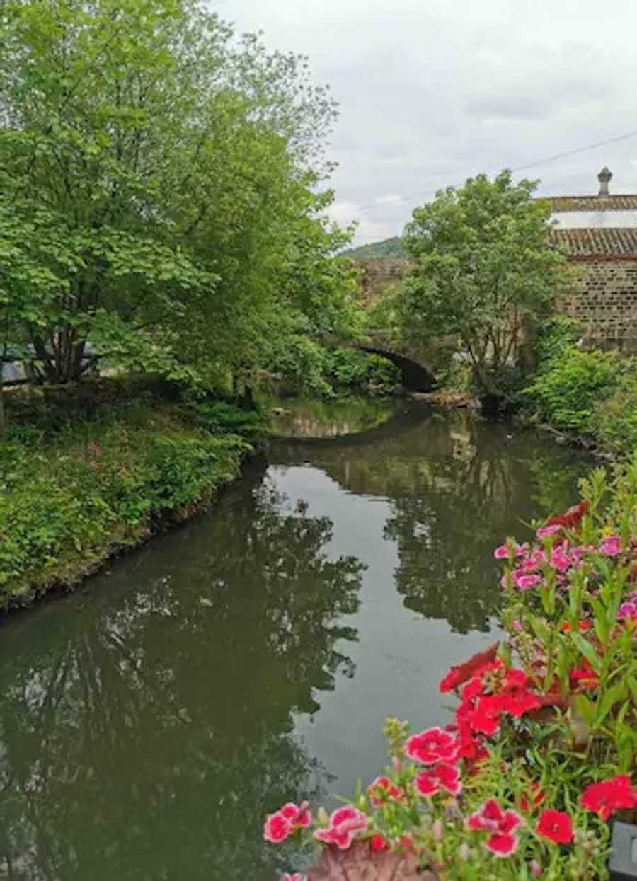 The Vegan Home, 3 bedrooms, Hebden Bridge Riverside, Pennine Way