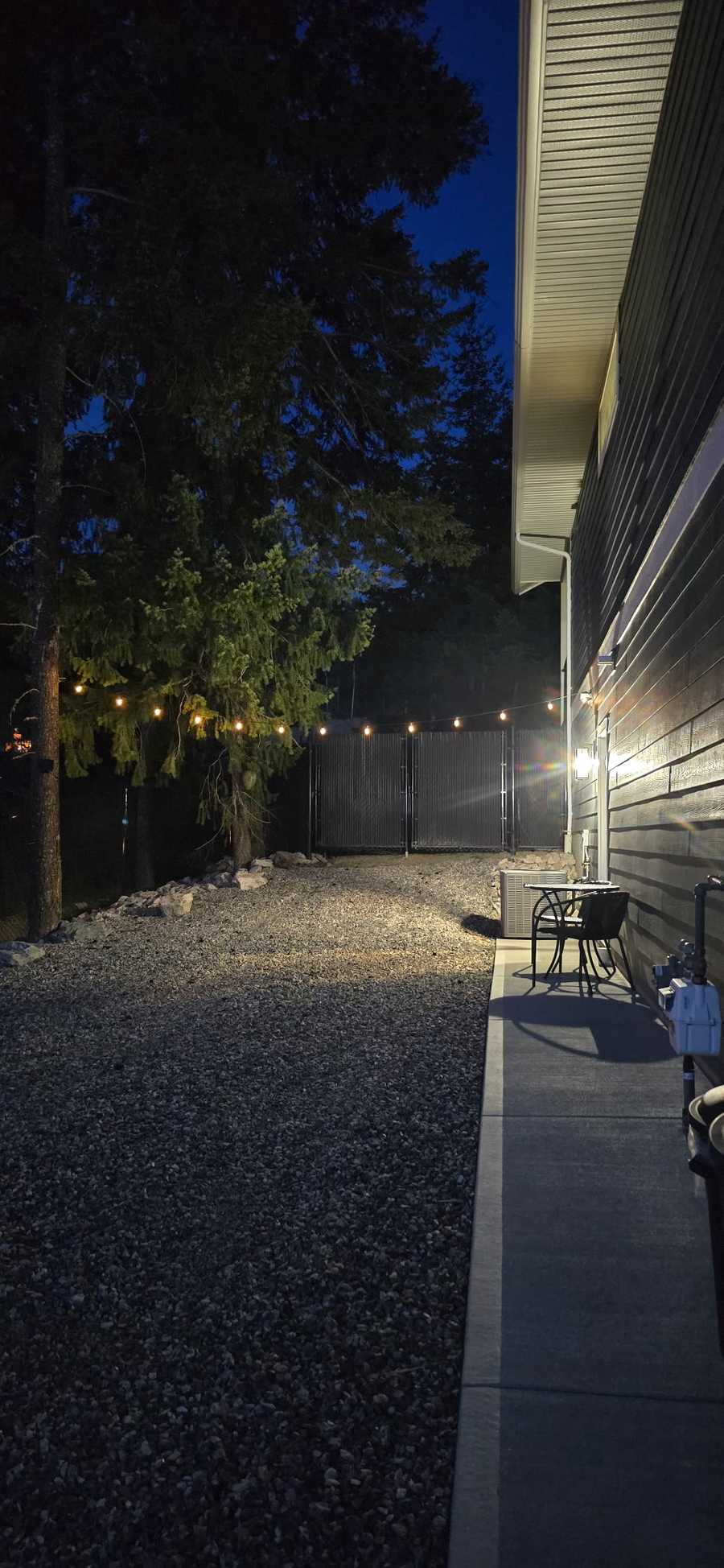 Bright Bachelor Suite by Dog Park, Lake & Trails
