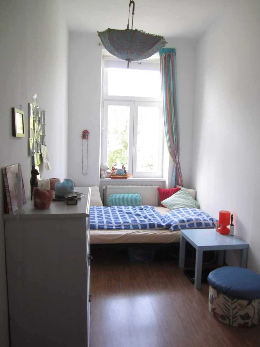 Light friendly room close to the Danube Beaches