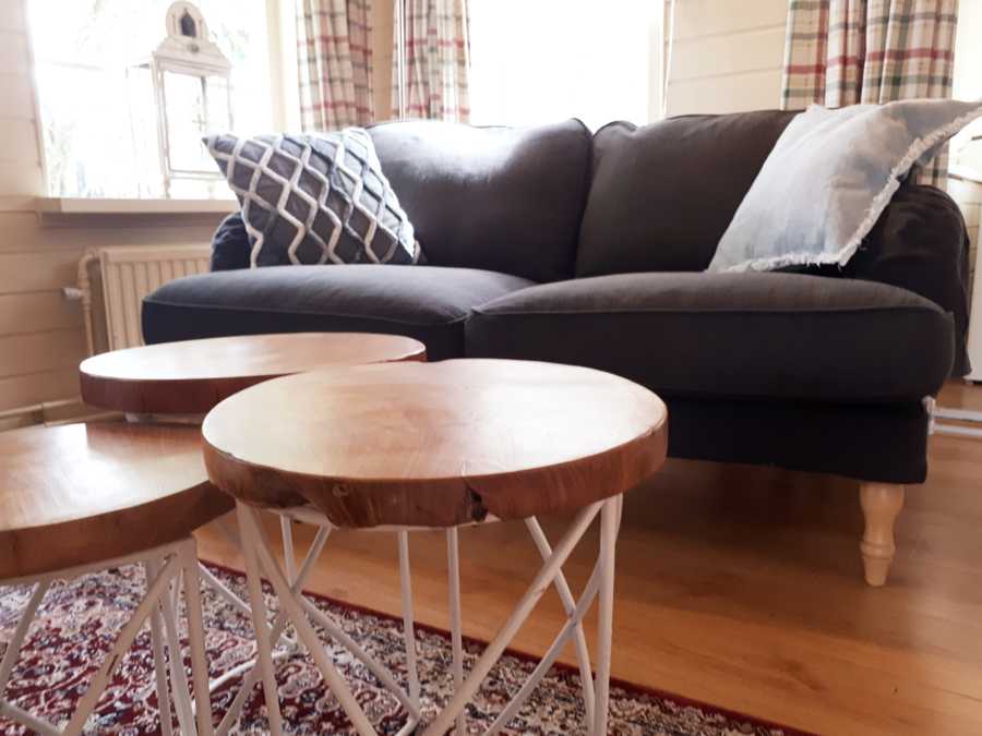 Lovely dog friendly cottage, in forest surrounding for wonderful walks & swims