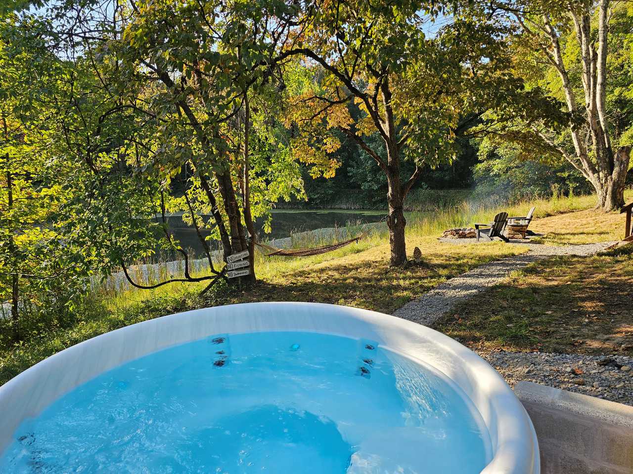 Sculptor's Art Bungalow Hocking Hills - Adults-Only Private Nature Sanctuary