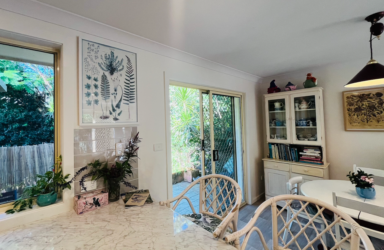 Peaceful Vegetarian Beach House