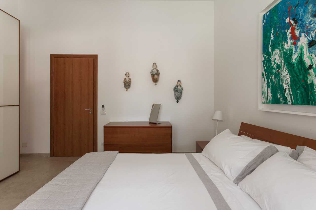 Luxury villa in midst of an ancient olive grove, ideal for families