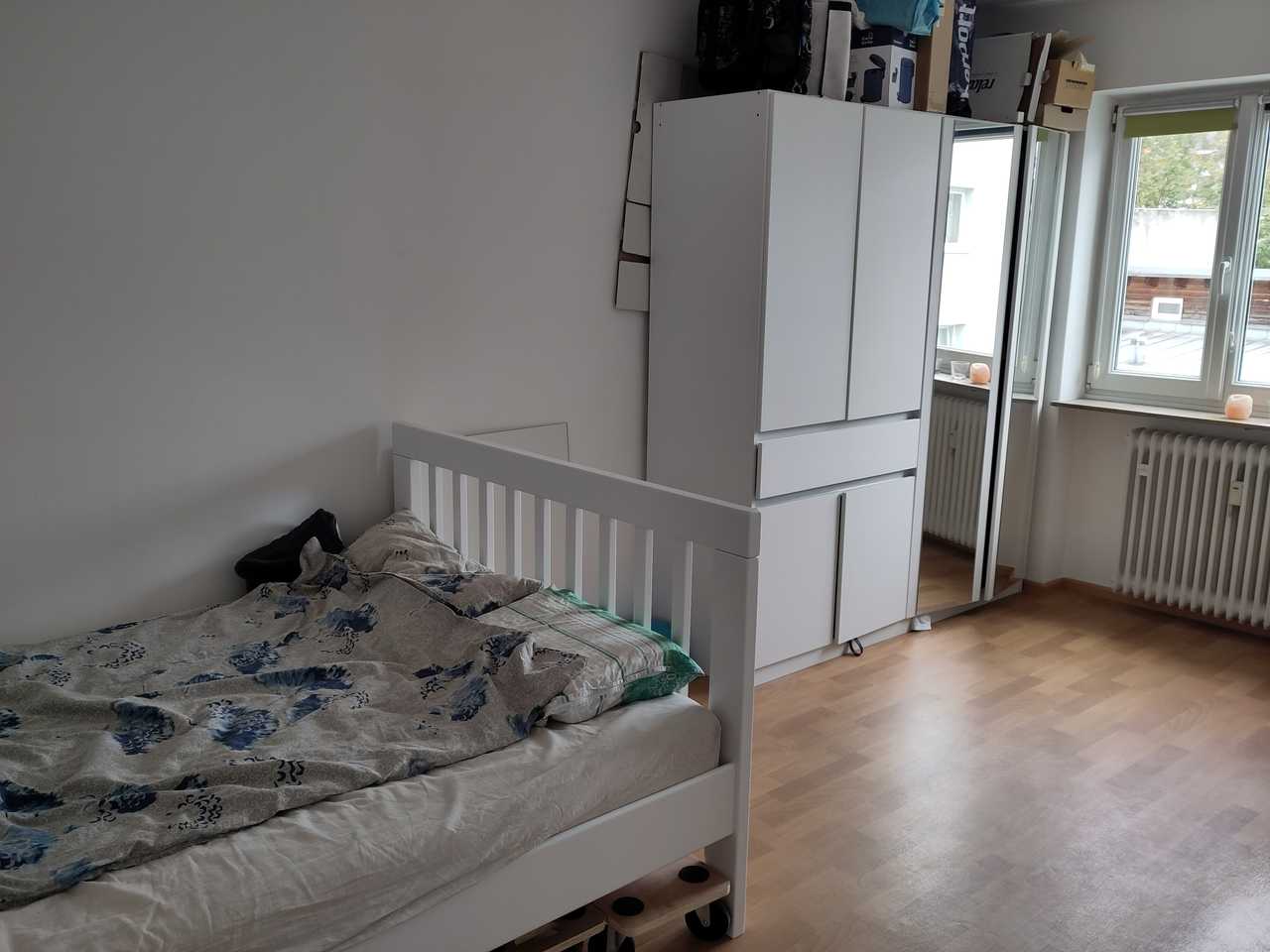 Cozy bedroom, close to the center of Munich