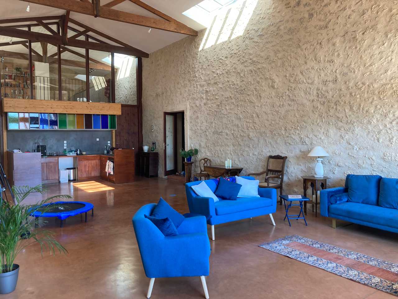 Charming stay in the grounds of a 16th century fortified manor - Jade Vert