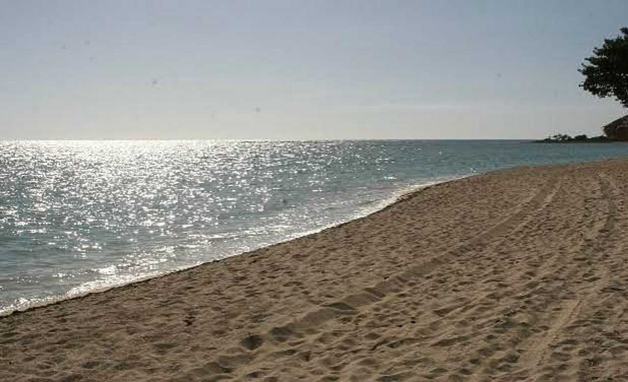 Friendly Family Run, Centrally Located Hostel with Sea Views & Home-Cooked Meals
