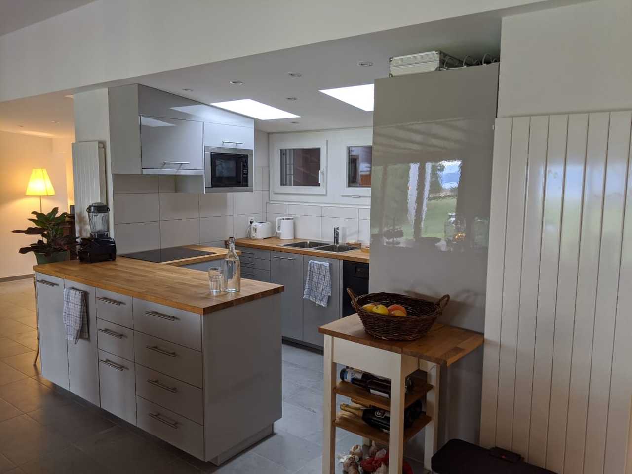 Cozy double room in the middle of nature, with views on lake Leman