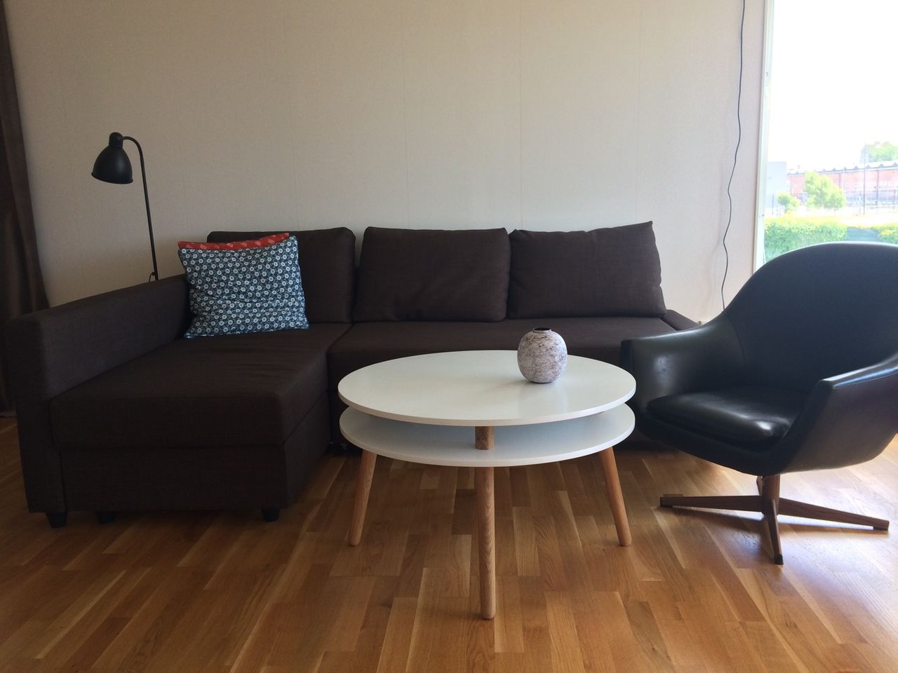 High standard 2-room apartment 10 minutes from the city