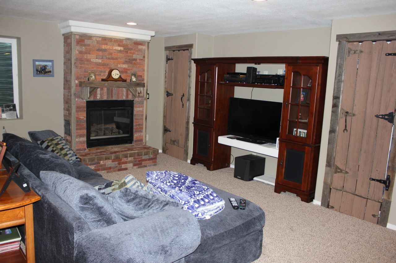 Bed, bath, living & game room in basement of large vegan home in Denver suburbs