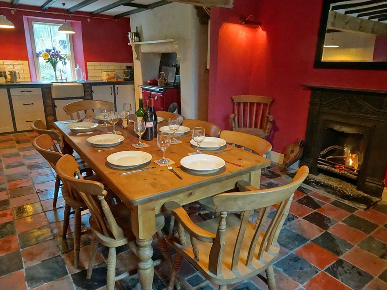 Robin's Realm - the affordable Welsh veggie countryside retreat