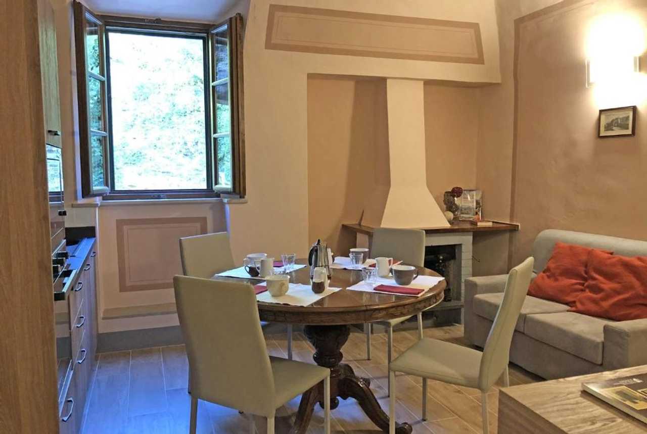 Suite Castello, central beautyhome in the historic center, with 100% vegan meals