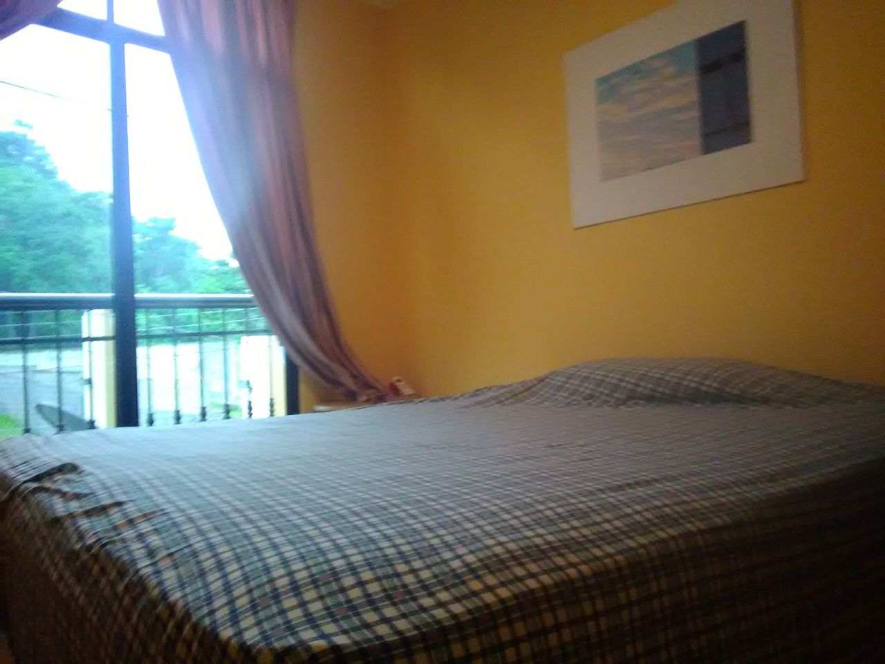 Pequeño Departamento con Aire Acondicionado y Terraza con Vistas a la Ciudad