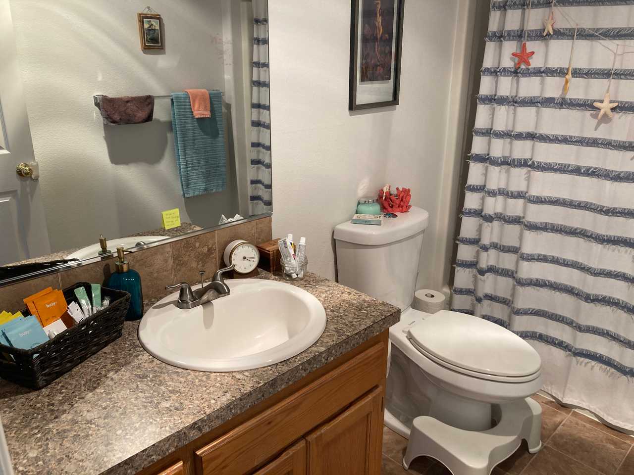 Homey Bright Room - Lents Neighborhood