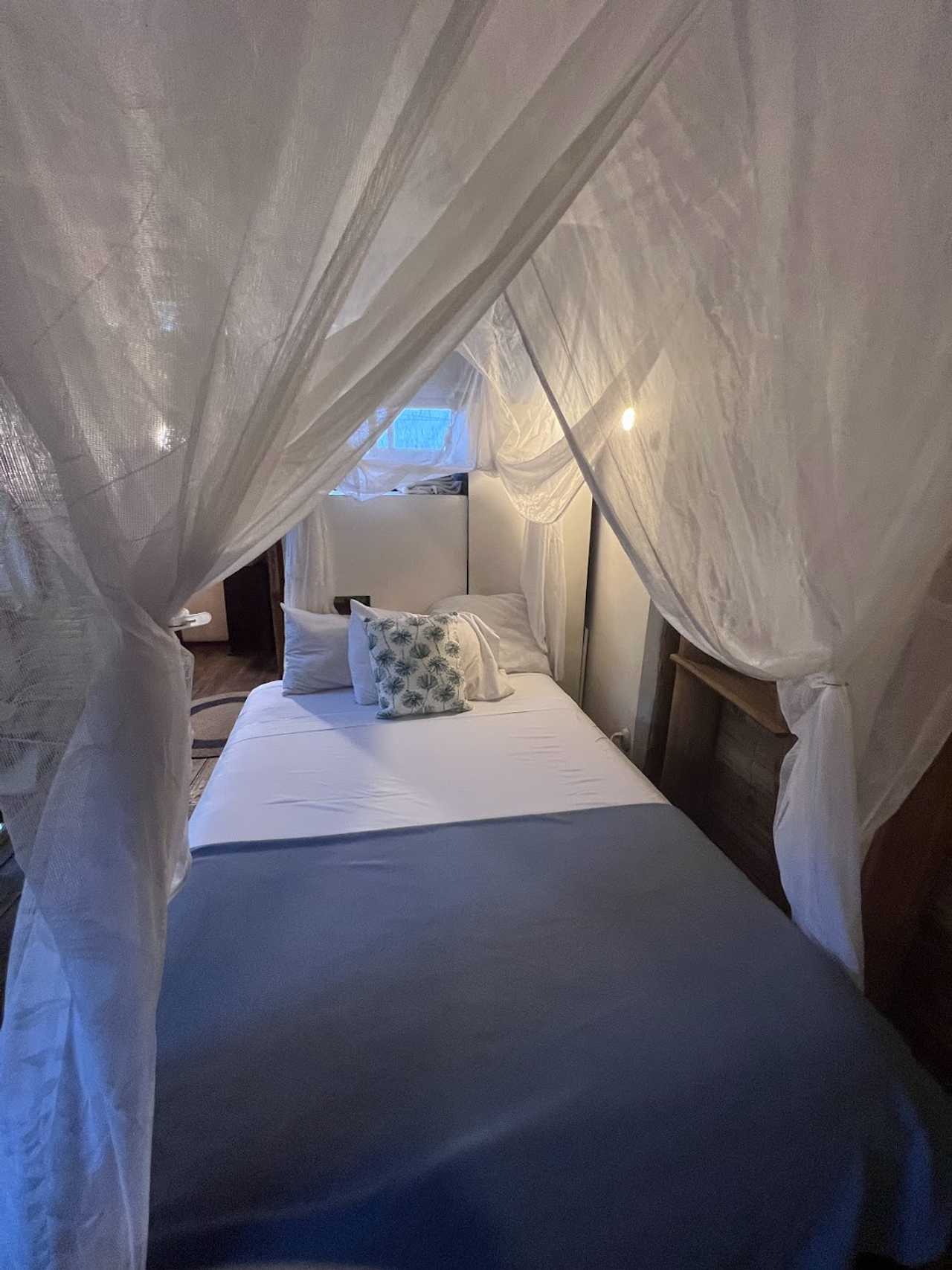 Bamboo Beach Houses w/ luxuries, hot baths, close in town, &surf right out front