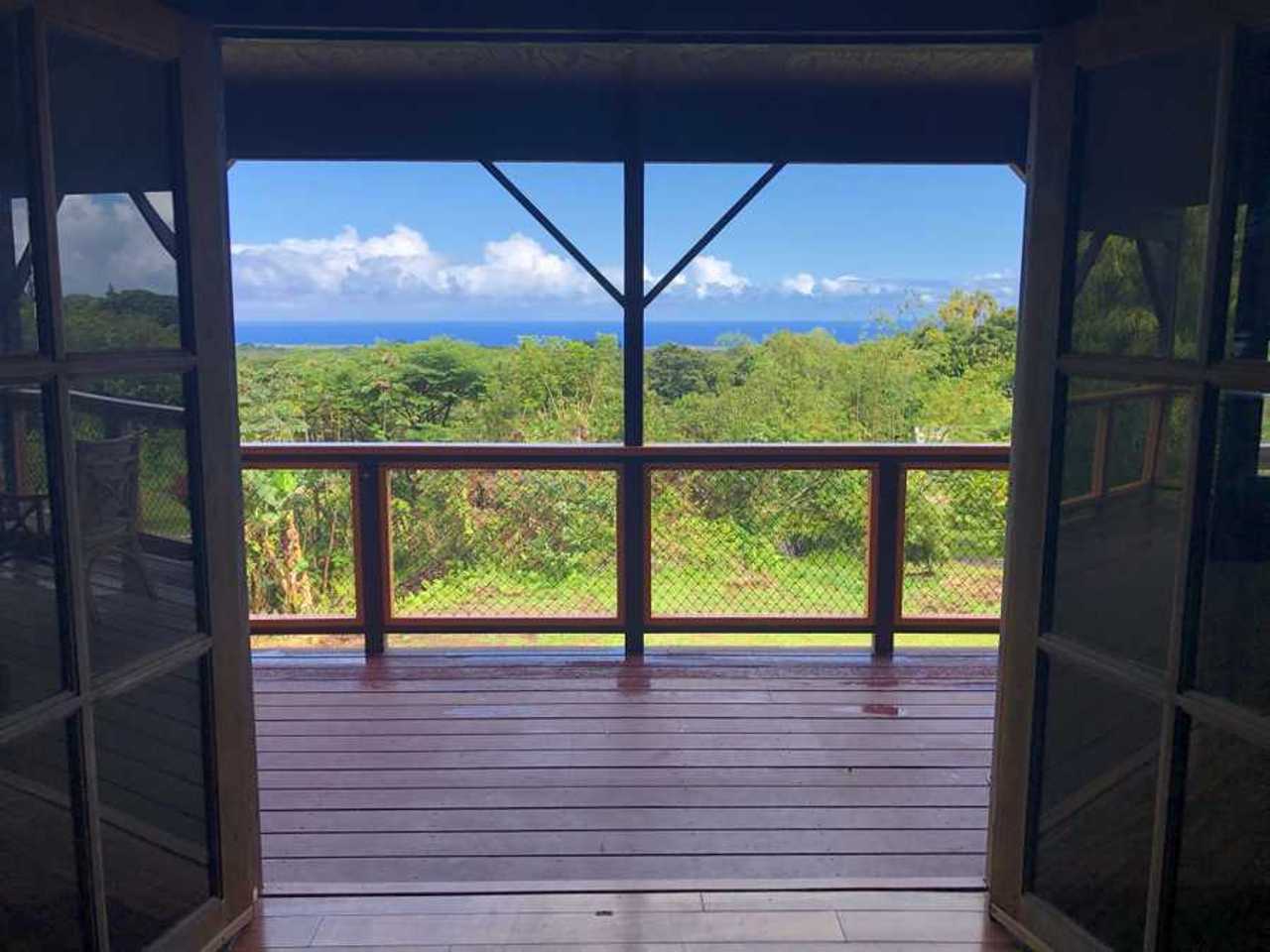 Off-Grid Getaway with Ocean Views in Paradise