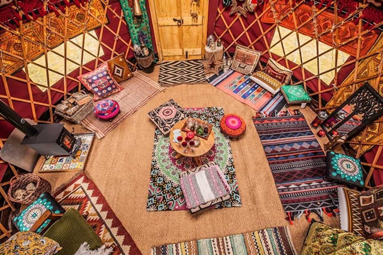 Warm, cosy yurt, sleeps six.