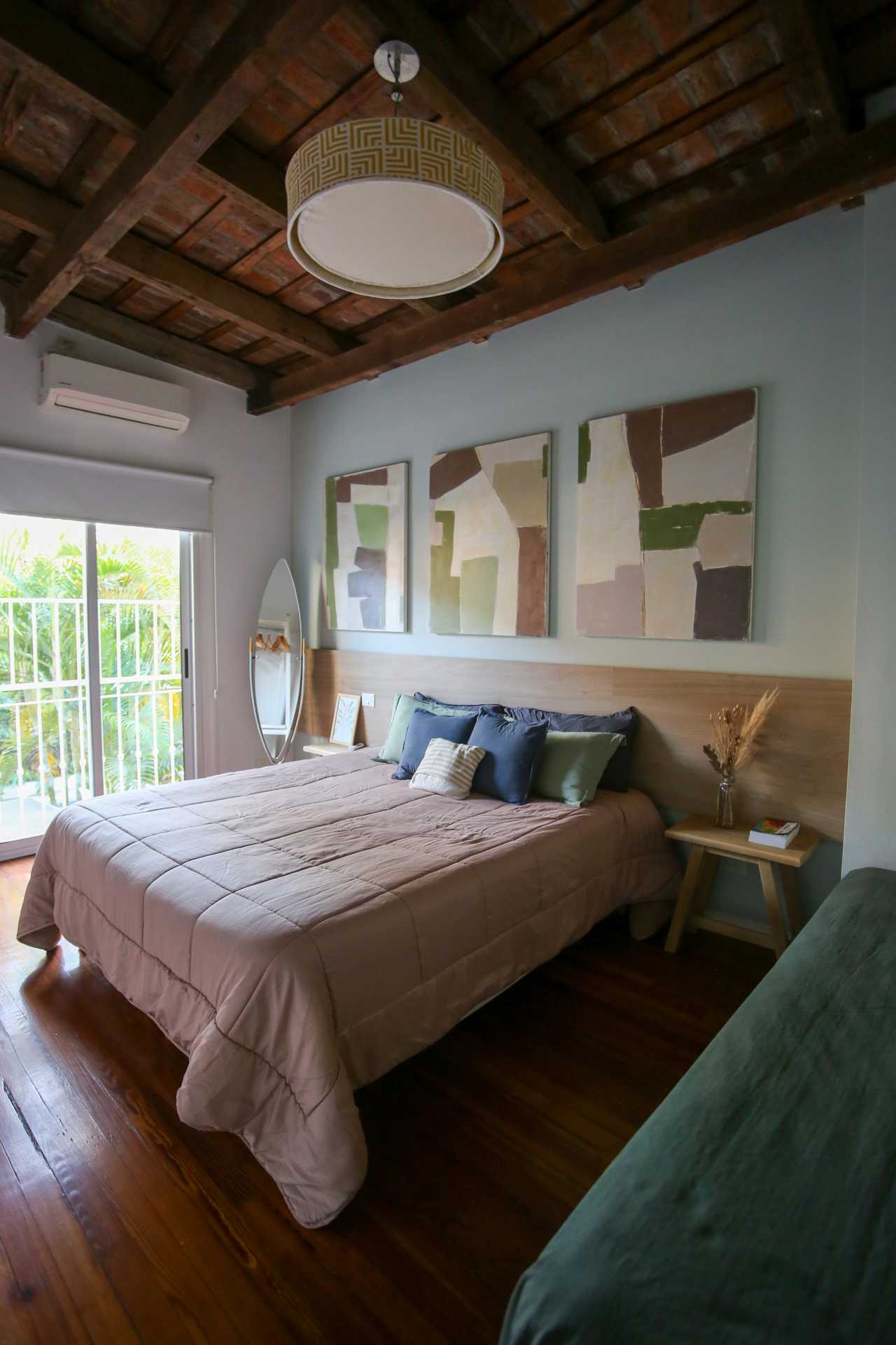 Cozy Plant-Based guest house with Yoga & Garden in Buenos Aires