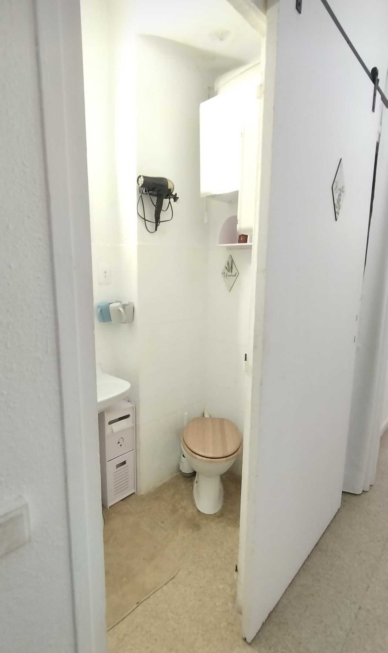 Double Room Well Located