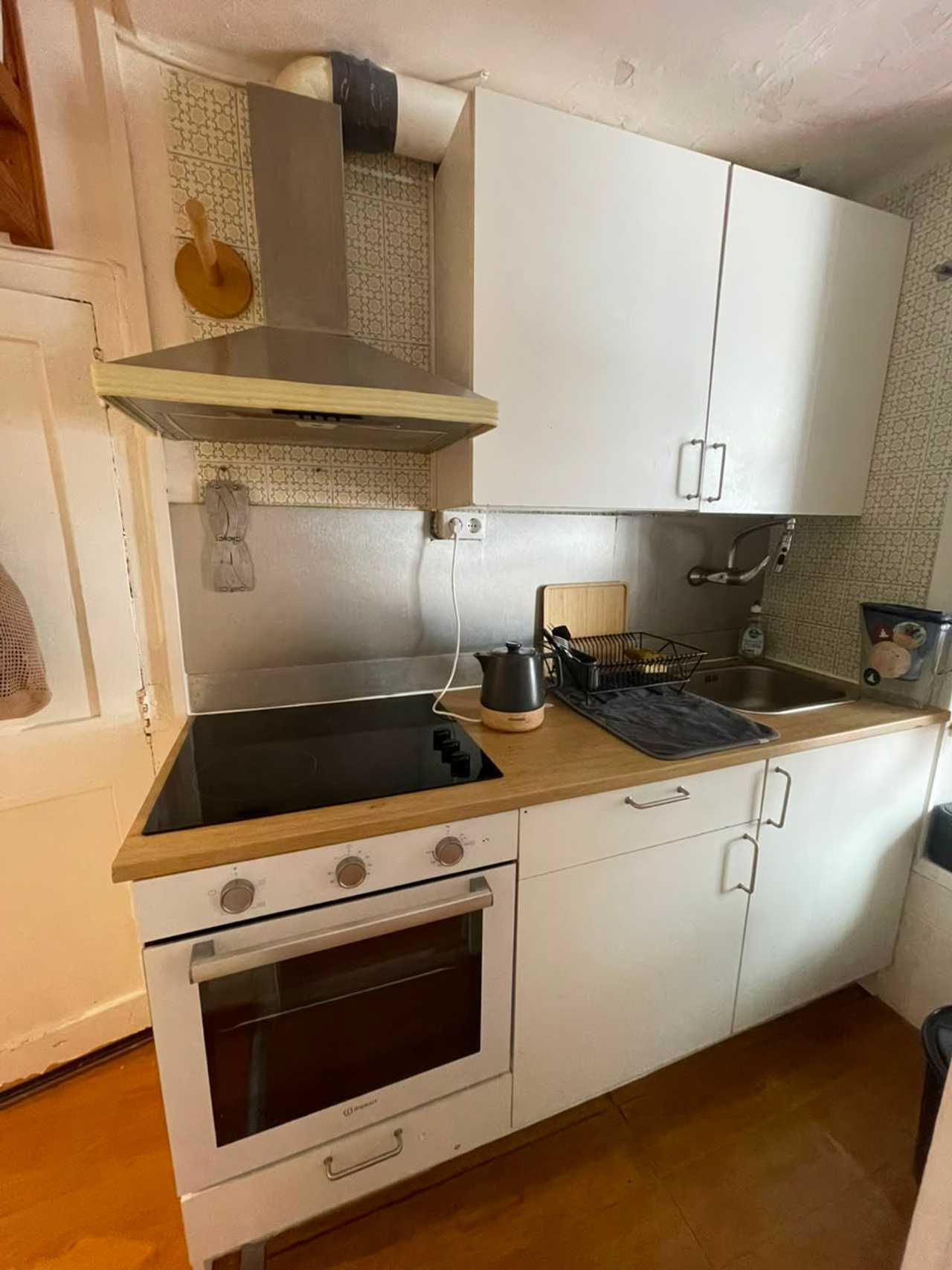 Sunny Bohemian Studio • 5 Minutes to the Beach • Poblenou, Barcelona