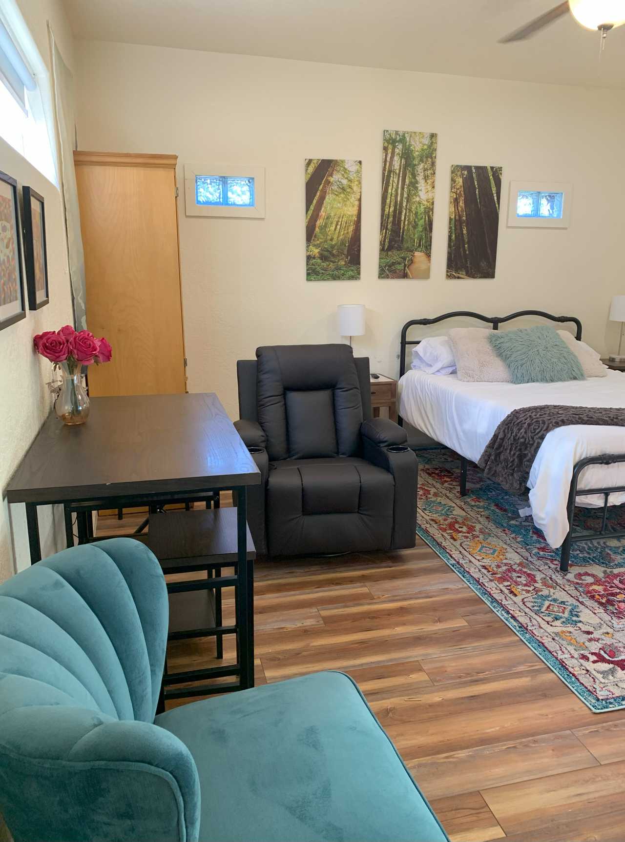 New, spacious studio-nice, quiet neighborhood