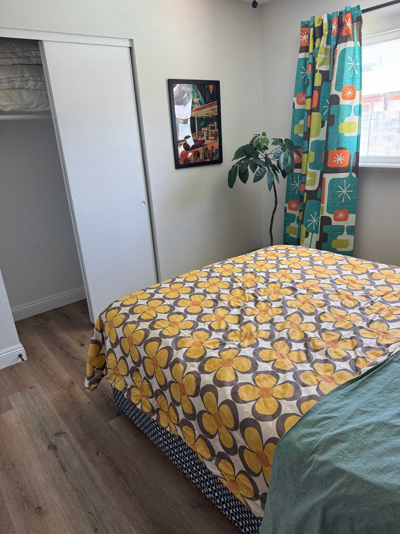 Quiet home near UNLV and airport, perfect for students and dog lovers