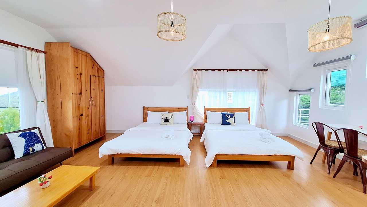 Family Room with Moutain View - Vegan Homestay
