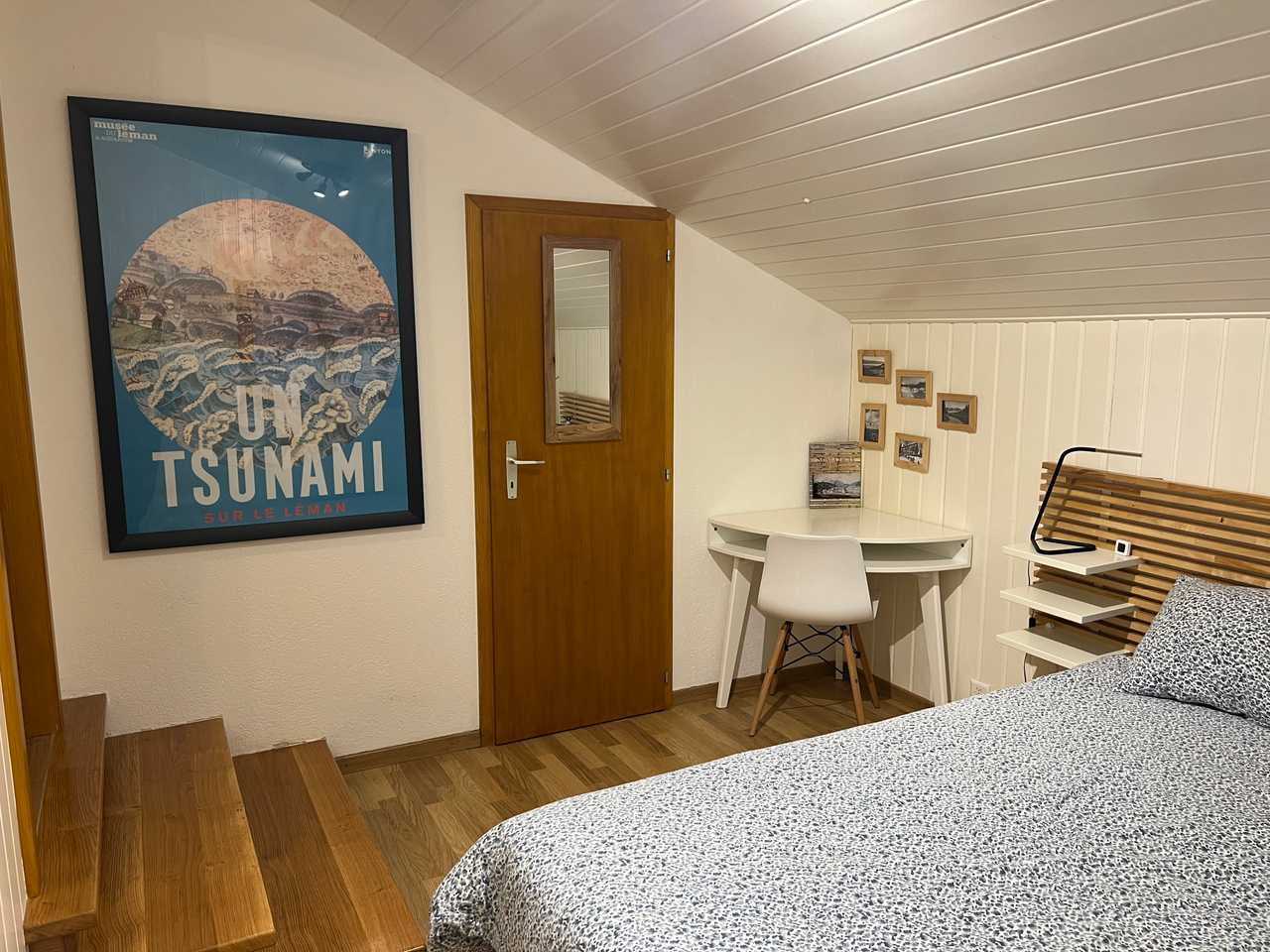En-suite bedroom in a chalet by the forest 