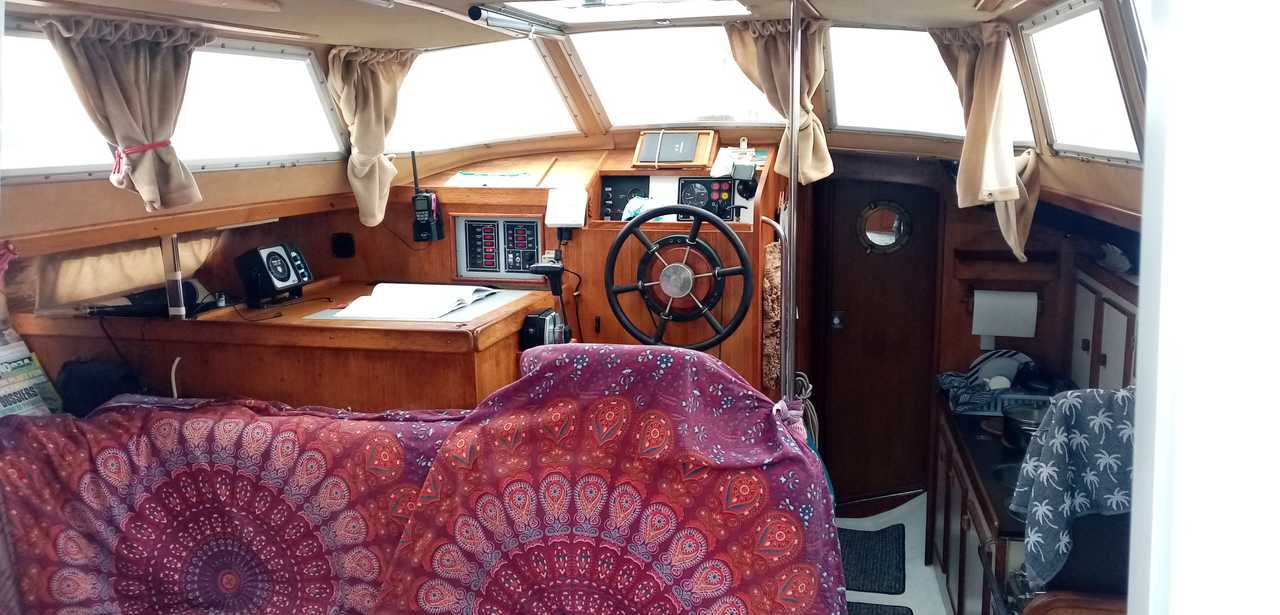 Unique space private cabin on a sailboat